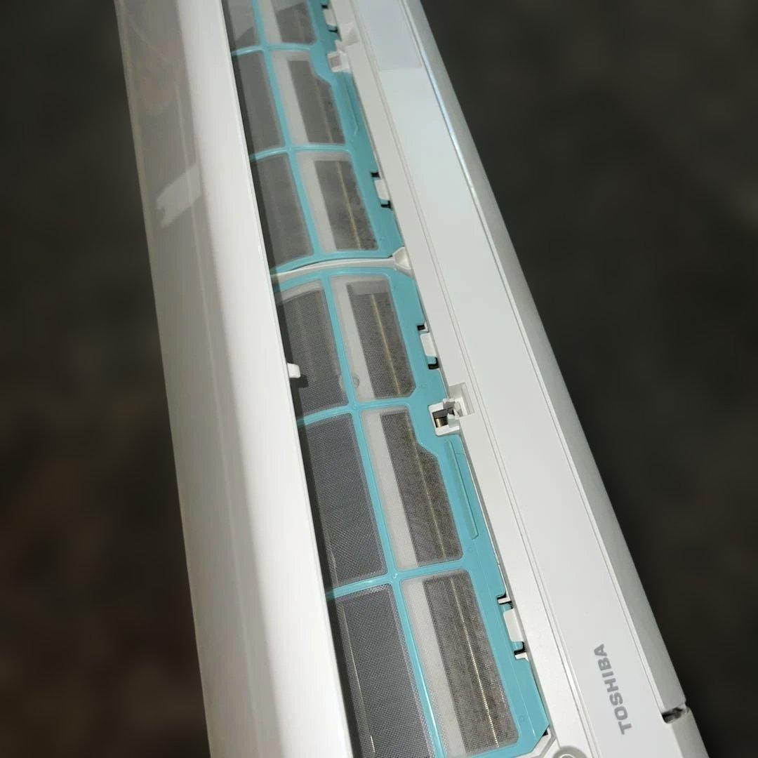 ⭐︎大人気モデル/エアコン/TOSHIBA冷房6〜8畳/送料無料！美品/2.2kw