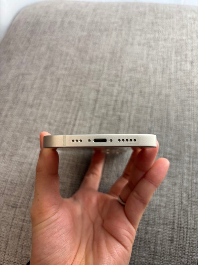 iPhone 13 スターライト 128GB 美品