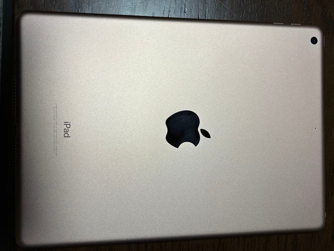 iPad 第6世代 32GB