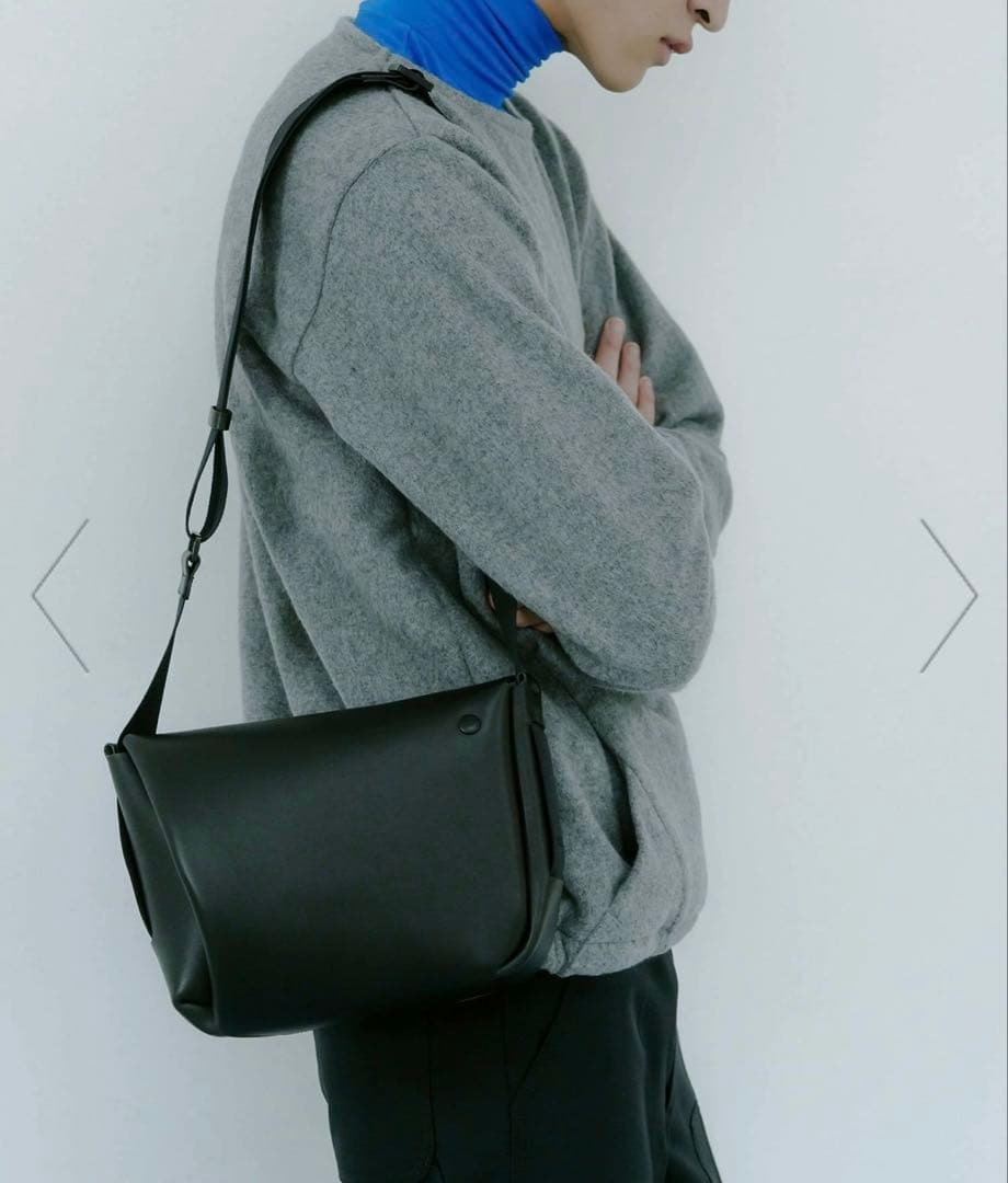 ［カンペール］HECTORショルダーバッグ　CAMPER ブラック　レザー　黒革