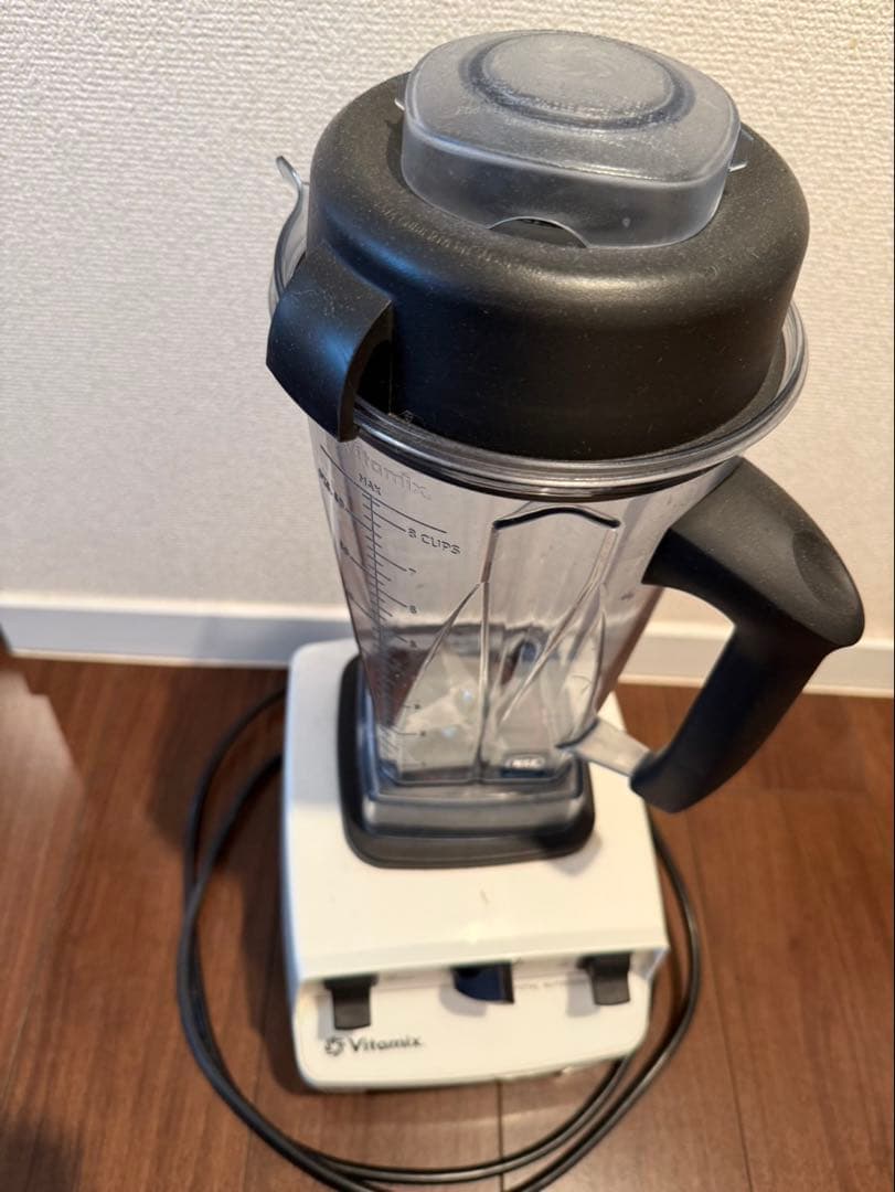 キッチン家電 Vitamix VM011