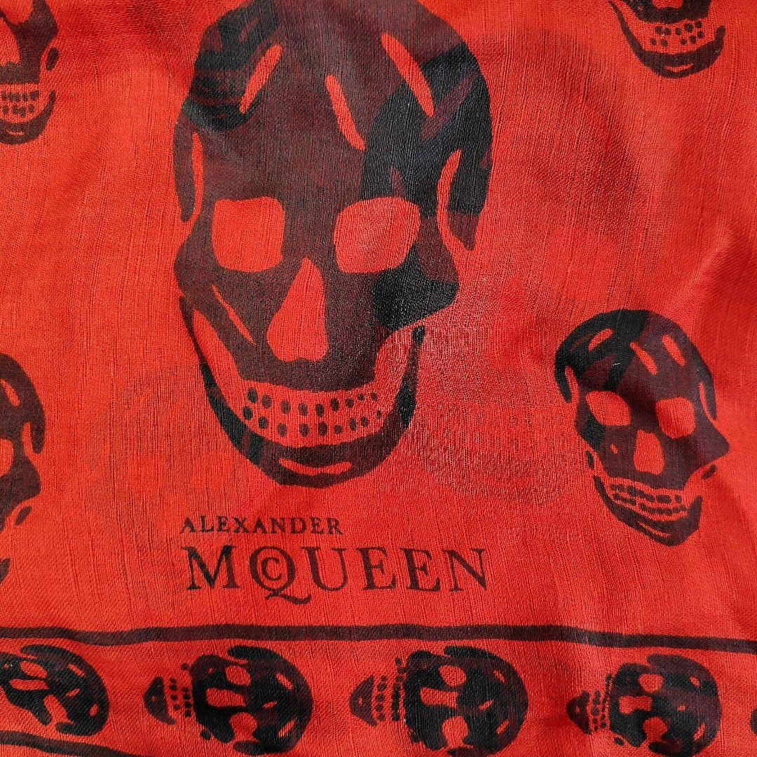 ALEXANDER MCQUEEN 赤 スカル柄 ストール