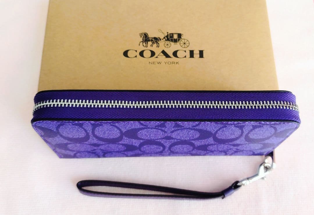 ✿新品未使用❀COACH 長財布パープル★　　　★アウトレットC4452★