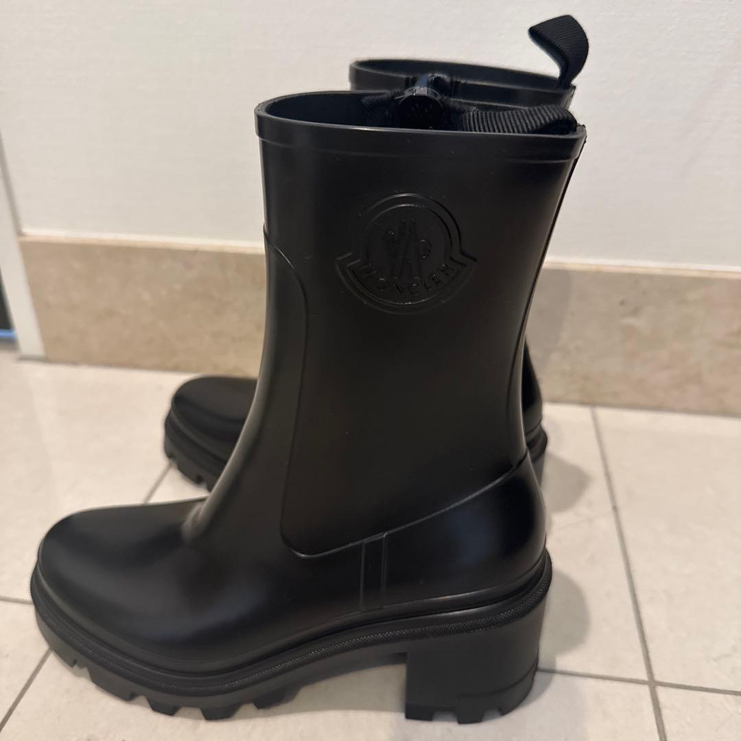 モンクレール　レインブーツ
