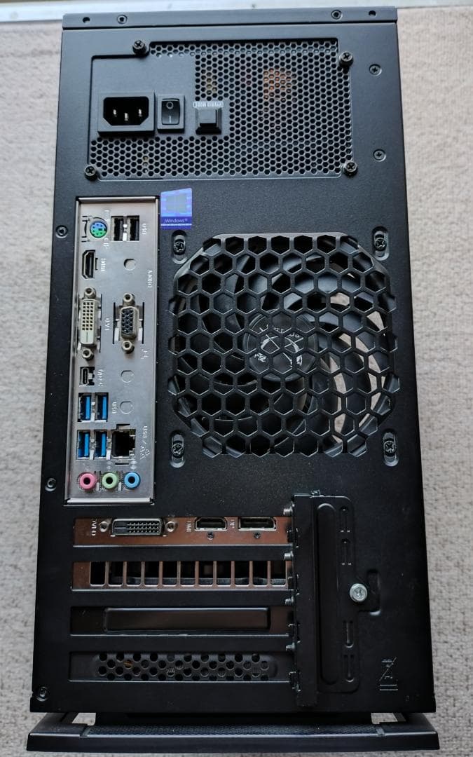 【動作確認済み美品】マウスコンピュータ Enta 9700K+GTX1650