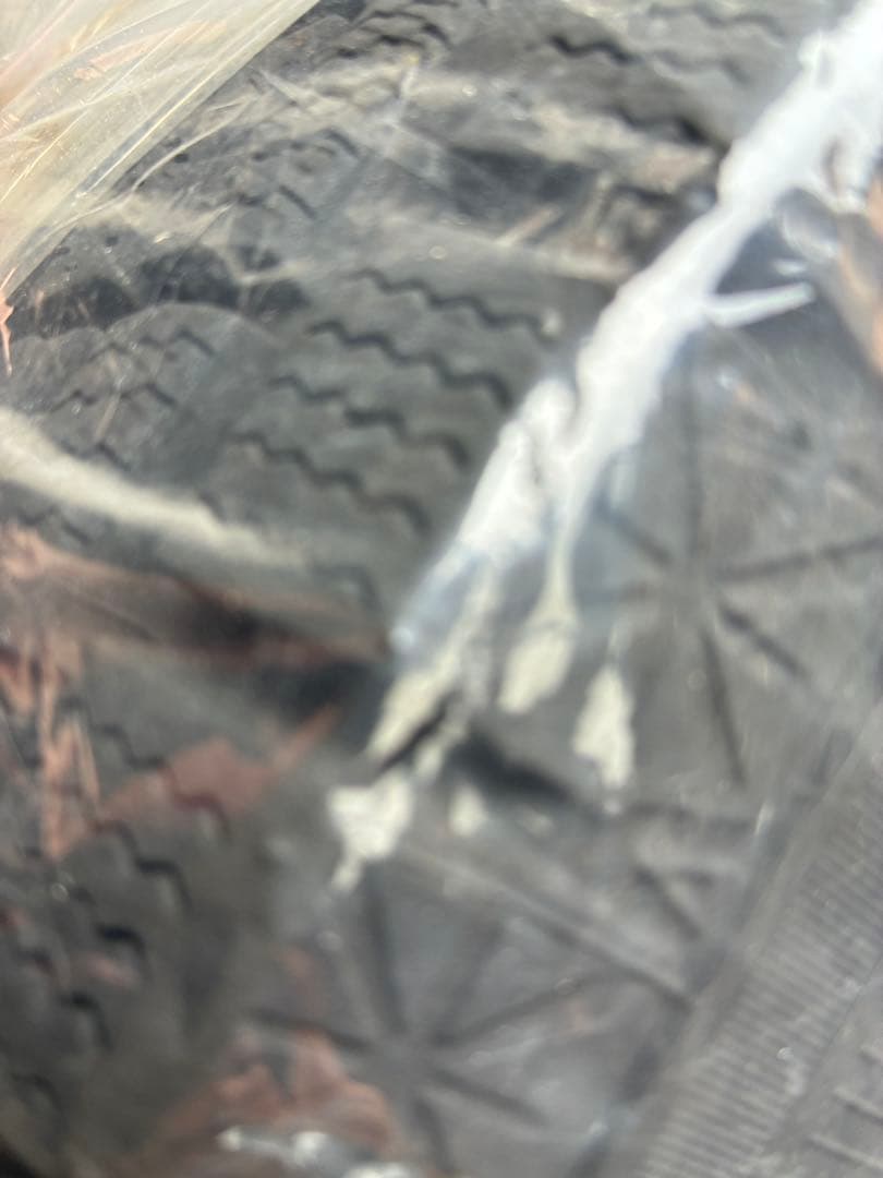 feelonn さま専用　used スタッドレスタイヤ、スチールホイール付き①