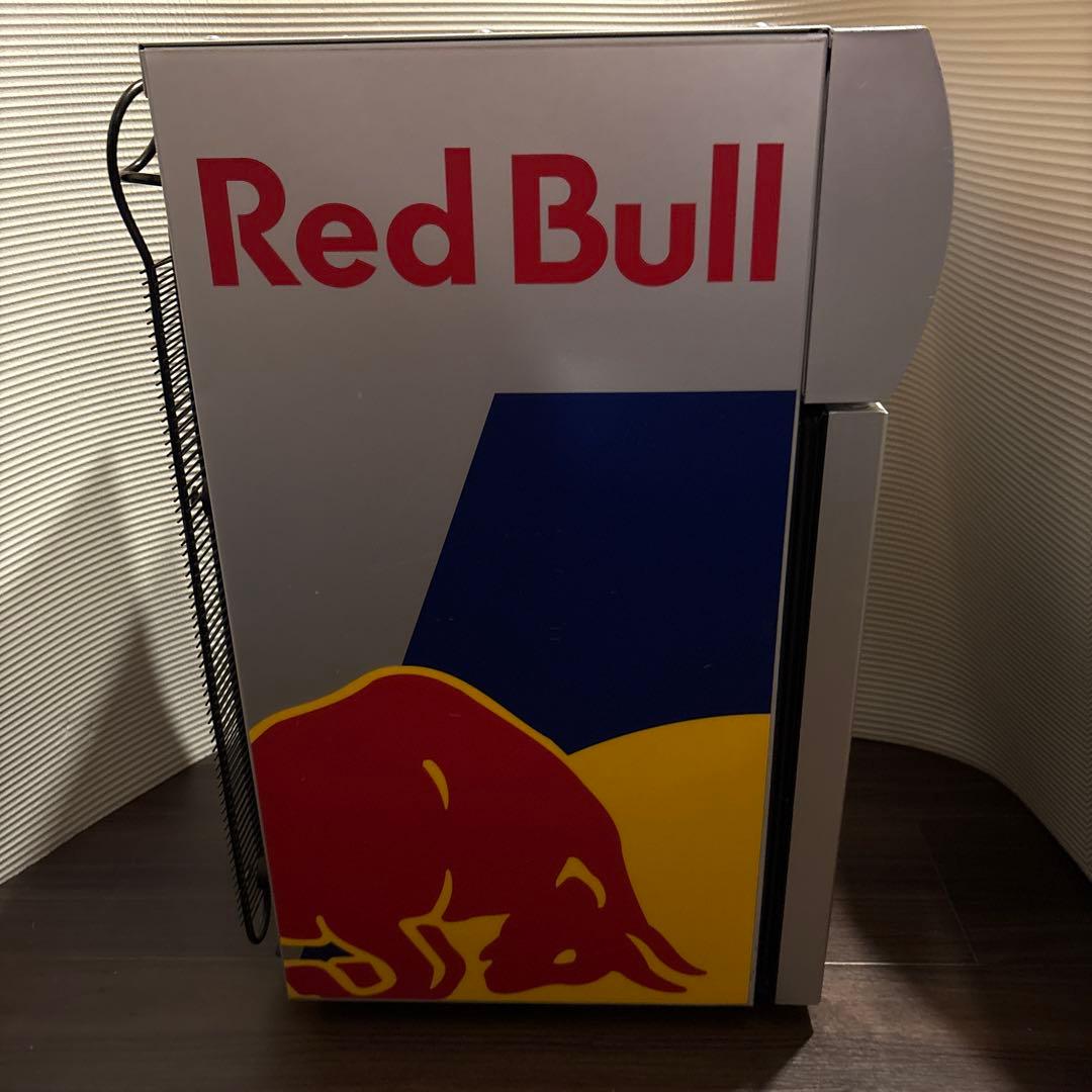 豆*様 【出品最終日のラスト値下げ】RedBull冷蔵庫 動作確認済 限定非売品