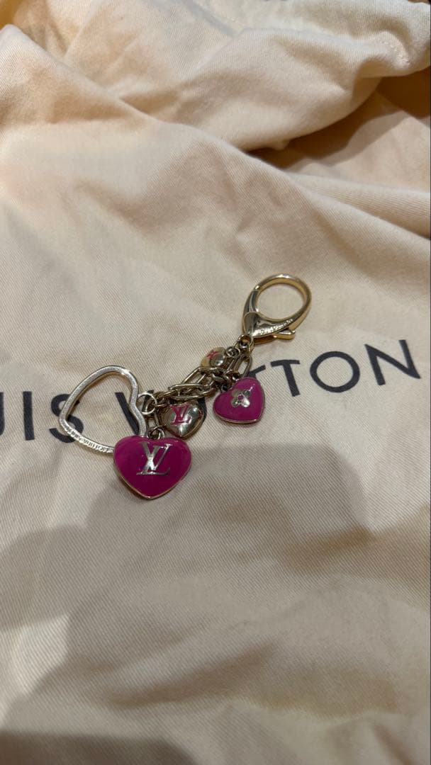 ルイ・ヴィトン Louis Vuitton キーホルダー チャーム　ハート