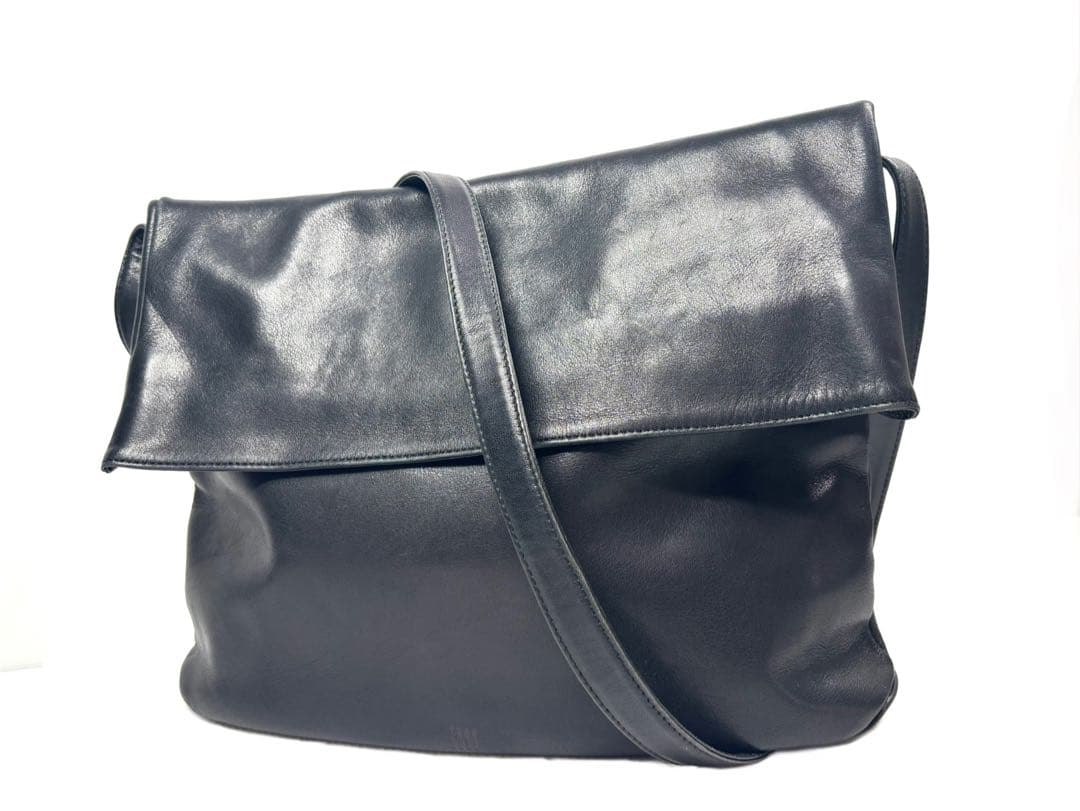 IM product（アイムプロダクト）イッセイミヤケ　レザー　ショルダーバッグ