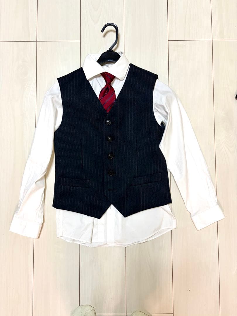新品未使用品　CHOPIN 150 ベスト付きフォーマルスーツブラック