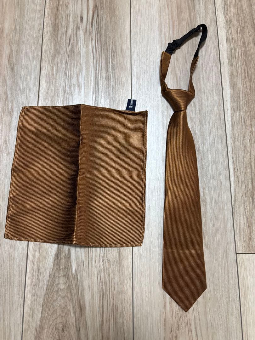 コムサイズム　入学式　スーツ　男の子フォーマルスーツ 120 紺