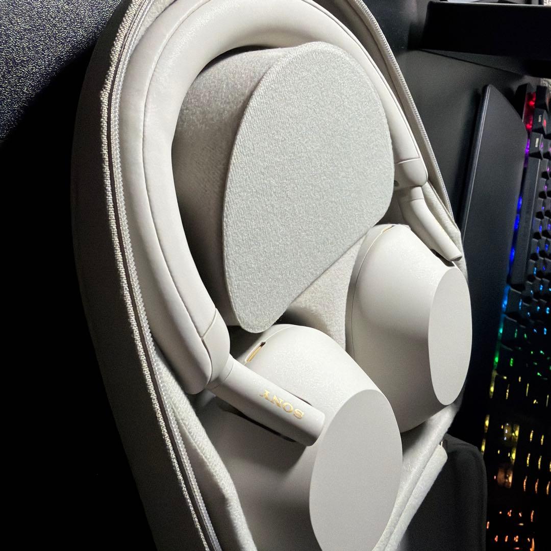 (価格交渉可) ホワイト ワイヤレスヘッドホン