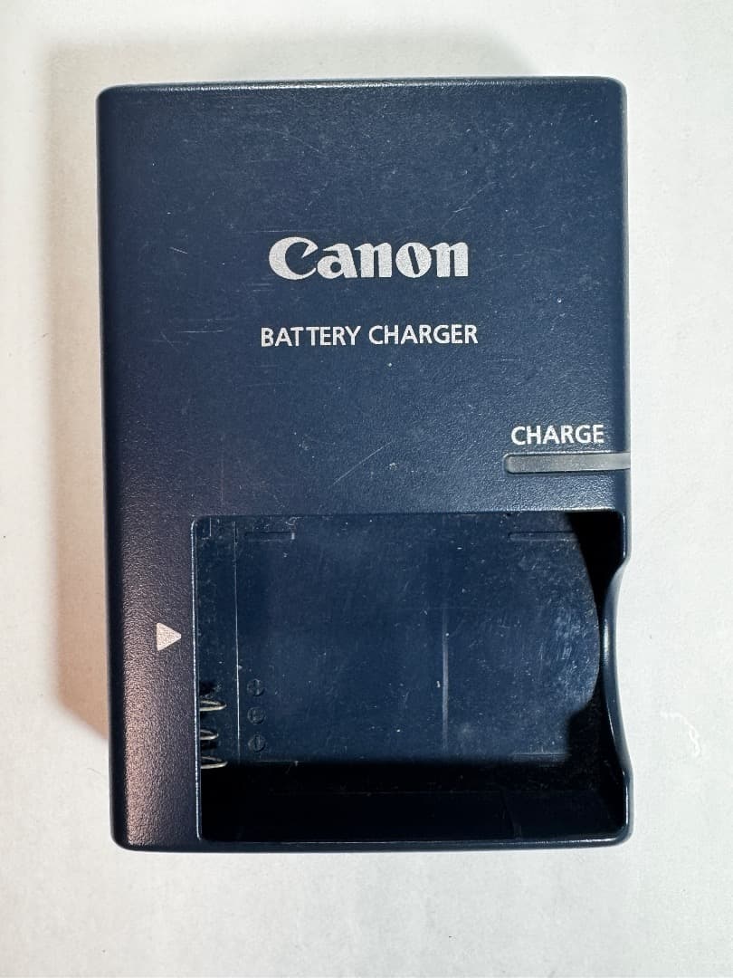 Canon IXY DIGITAL 1000　デジタルカメラ＋ケース