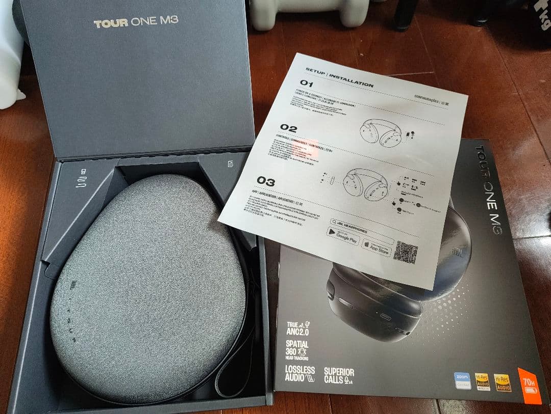 rikkun様【美品】JBL Tour One M3 ヘッドホン