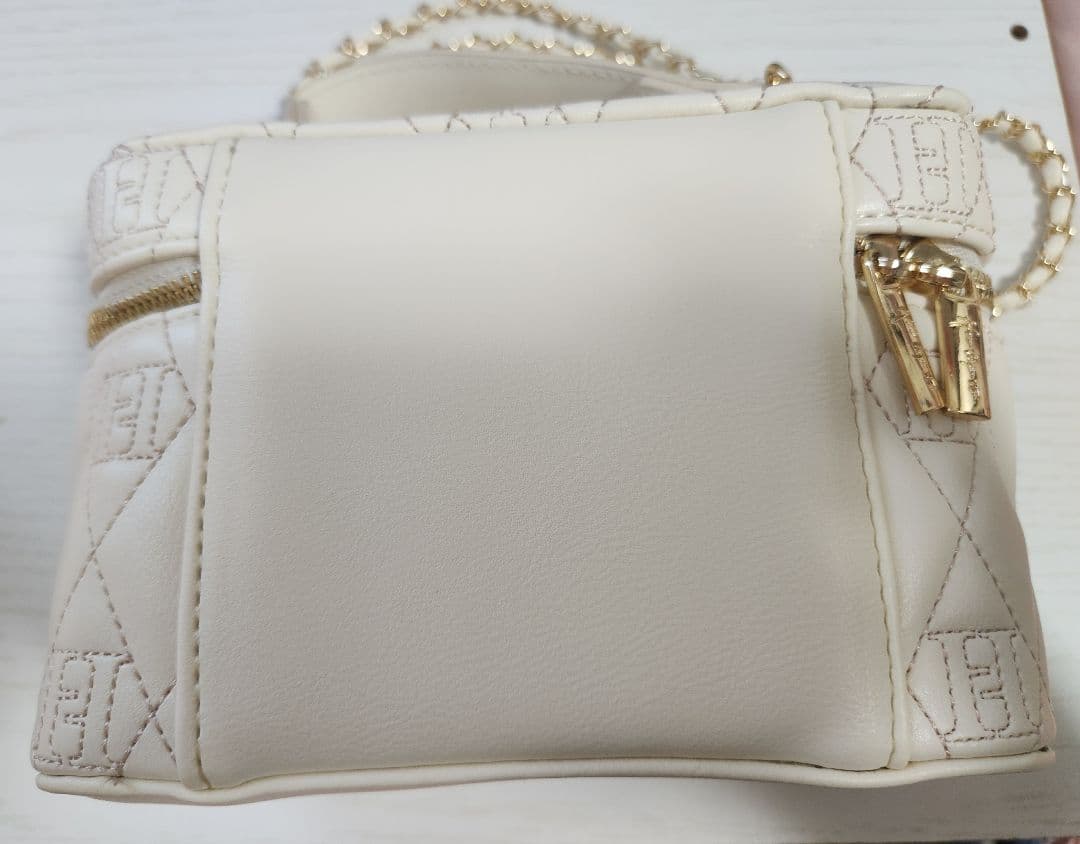 ★HANA★Monogram Quilted Vanity Bag