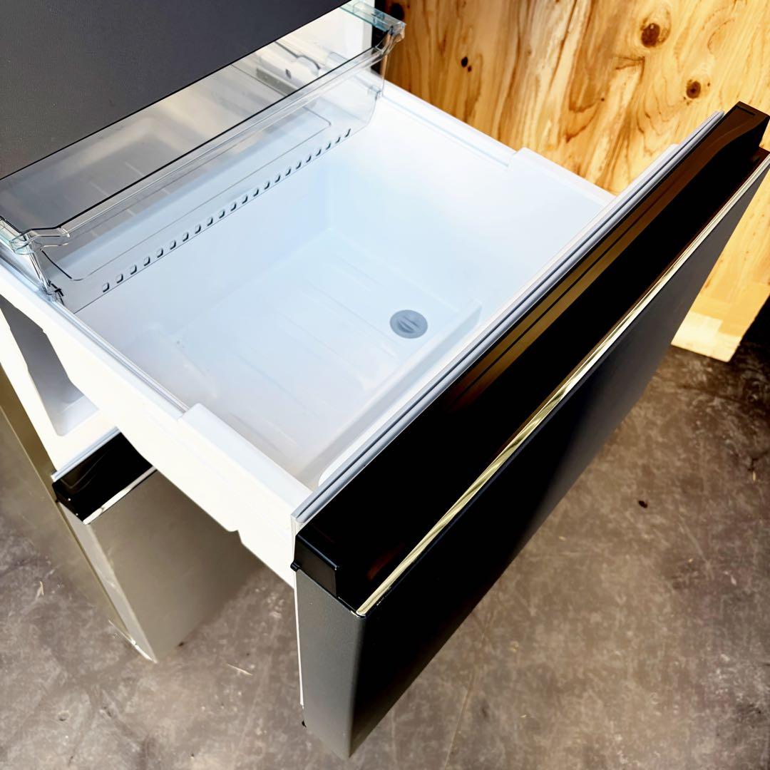 運搬取付無料！チャコールブラック純正Haierおしゃれスリム冷蔵庫！完動超美品！