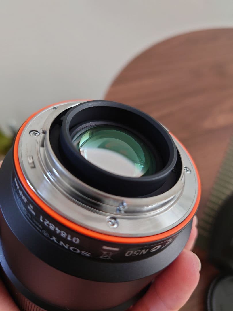 SONY　Distagon T* (Distagon T*24mm F2