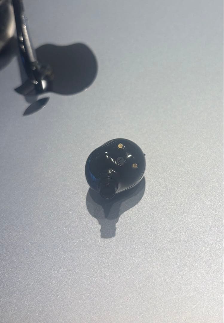 <美品>SONY WF-1000XM5 ブラック ワイヤレスイヤホン　おまけつき