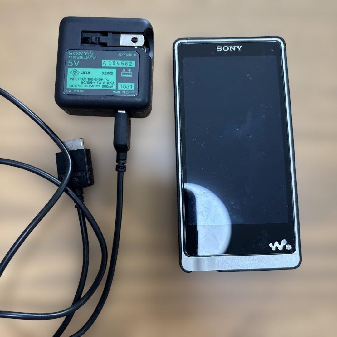 【ひろ】SONY ウォークマン 充電器付き 128GB NWーZX1