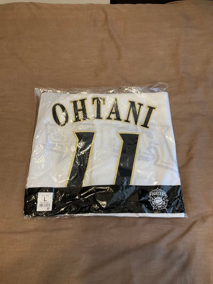 【新品•未開封】北海道日本ハムファイターズ 大谷翔平 レプリカユニフォーム