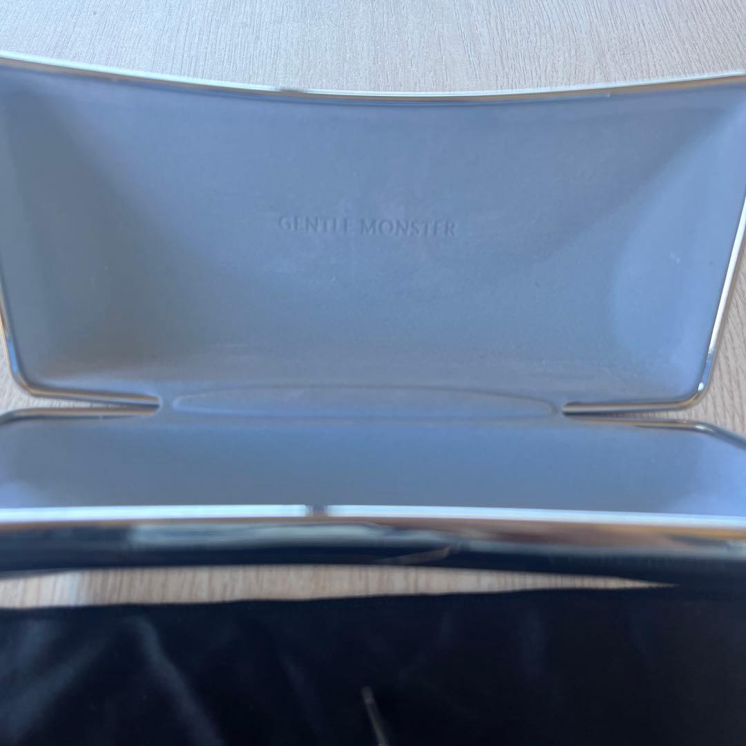 ジェントルモンスター TETRA-02