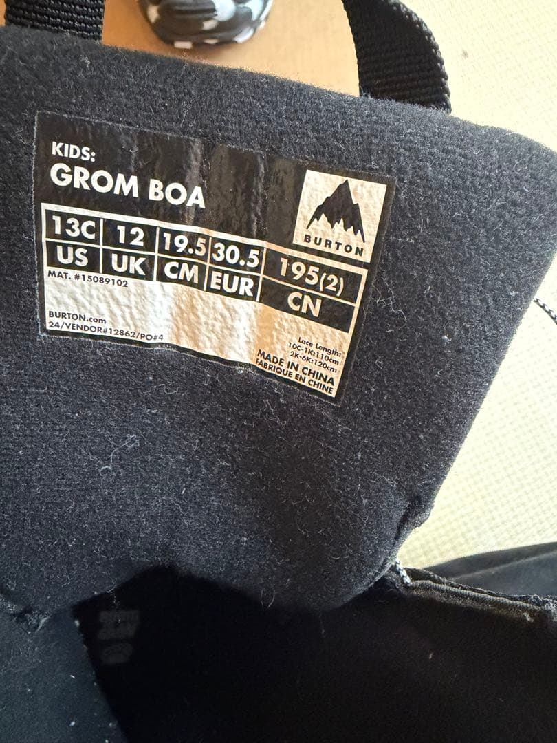 BURTON 子ども用スノーボードブーツ ボアシステム ブラック