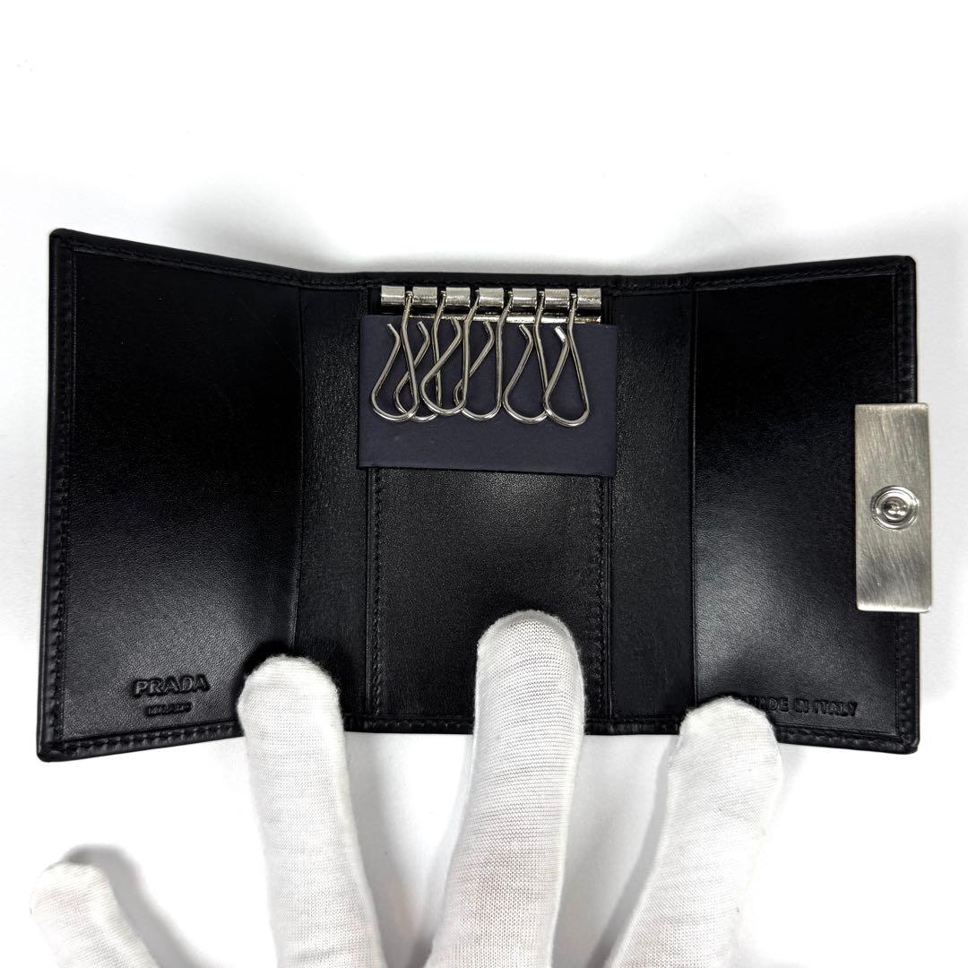 未使用保管品✨ PRADA ブラックレザー キーケース 箱付き