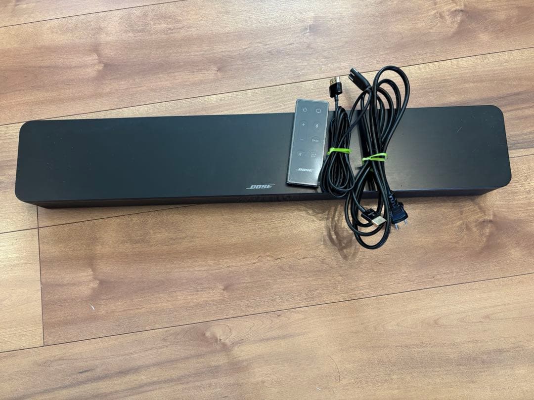 Bose テレビスピーカー　本体とリモコン付き