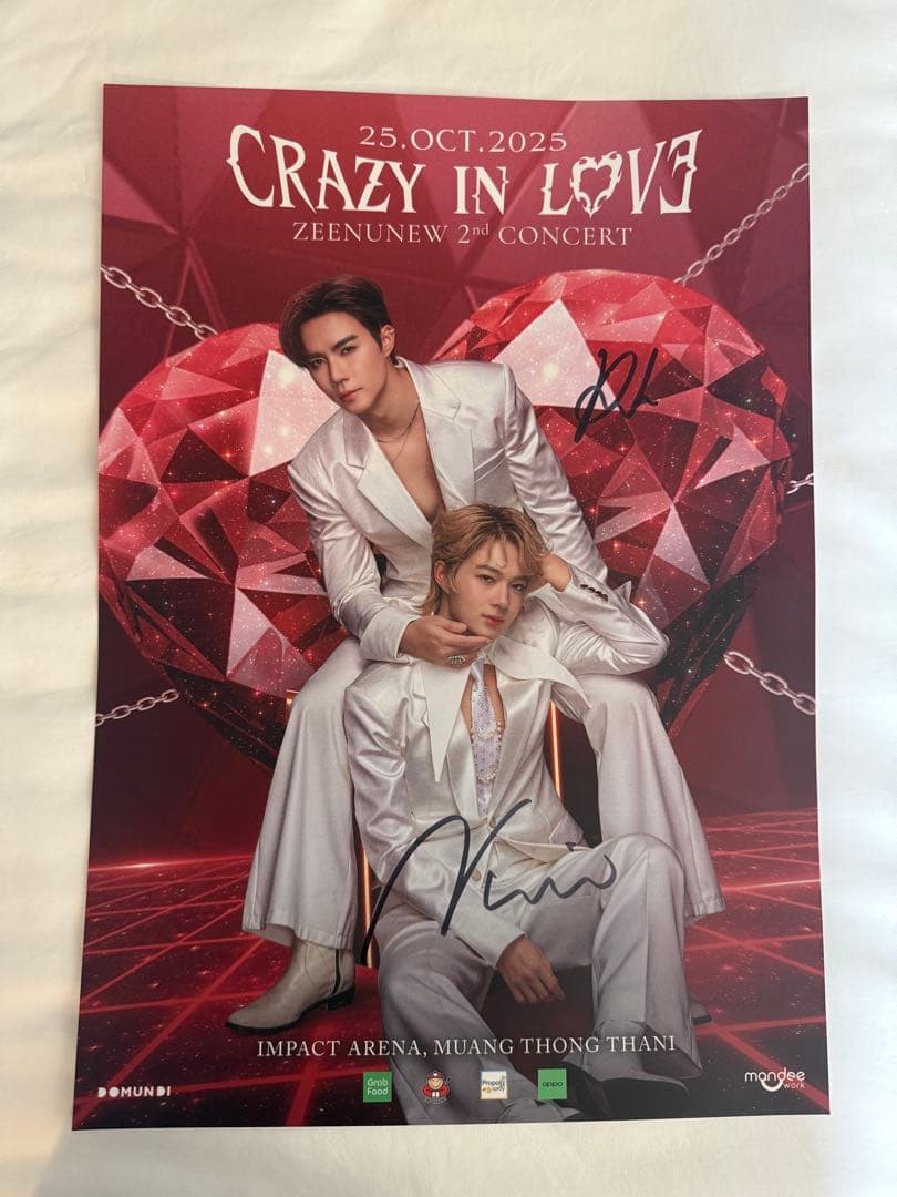 ZeeNuNewCrazyInLoveConcert 直筆サイン入り　ポスター