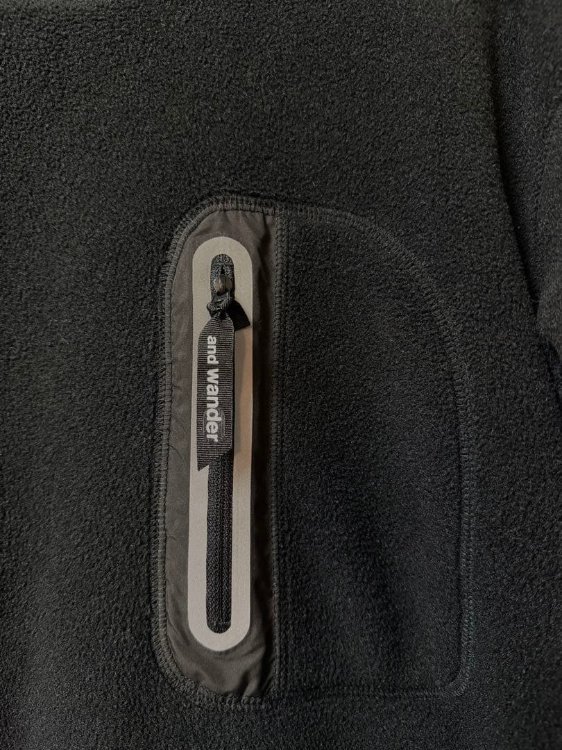and wander micro fleece pullover（S、黒色）