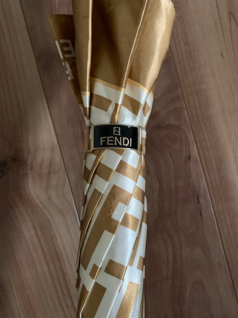 FENDI 長傘　フェンディ　傘　ベージュ