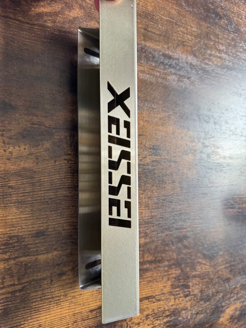 ESSEX ナンバーステー