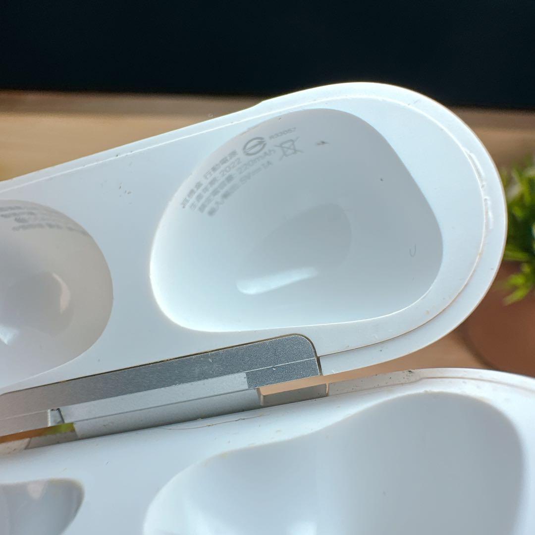 AirPods 第3世代 Apple ワイヤレスイヤホン アップル