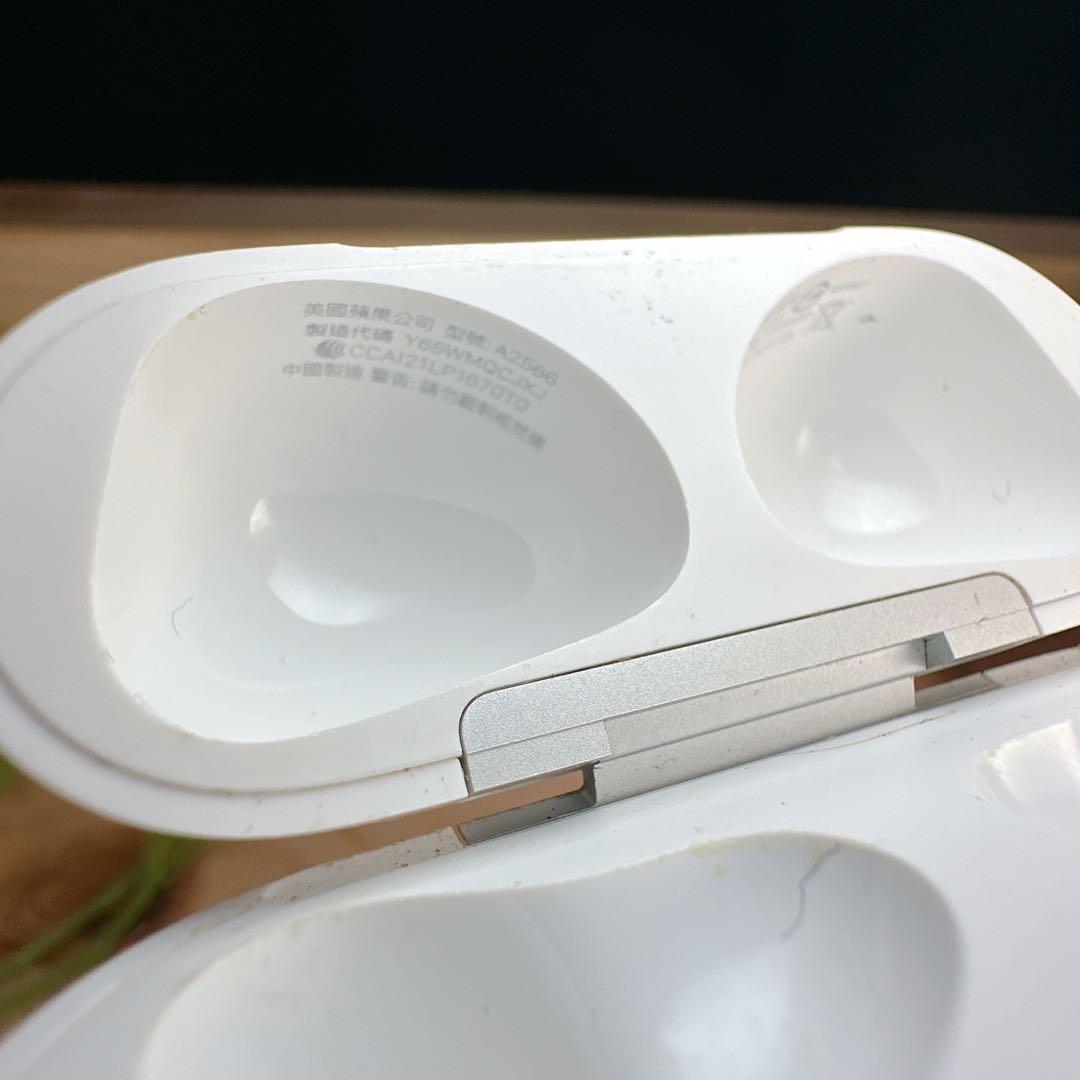 AirPods 第3世代 Apple ワイヤレスイヤホン アップル