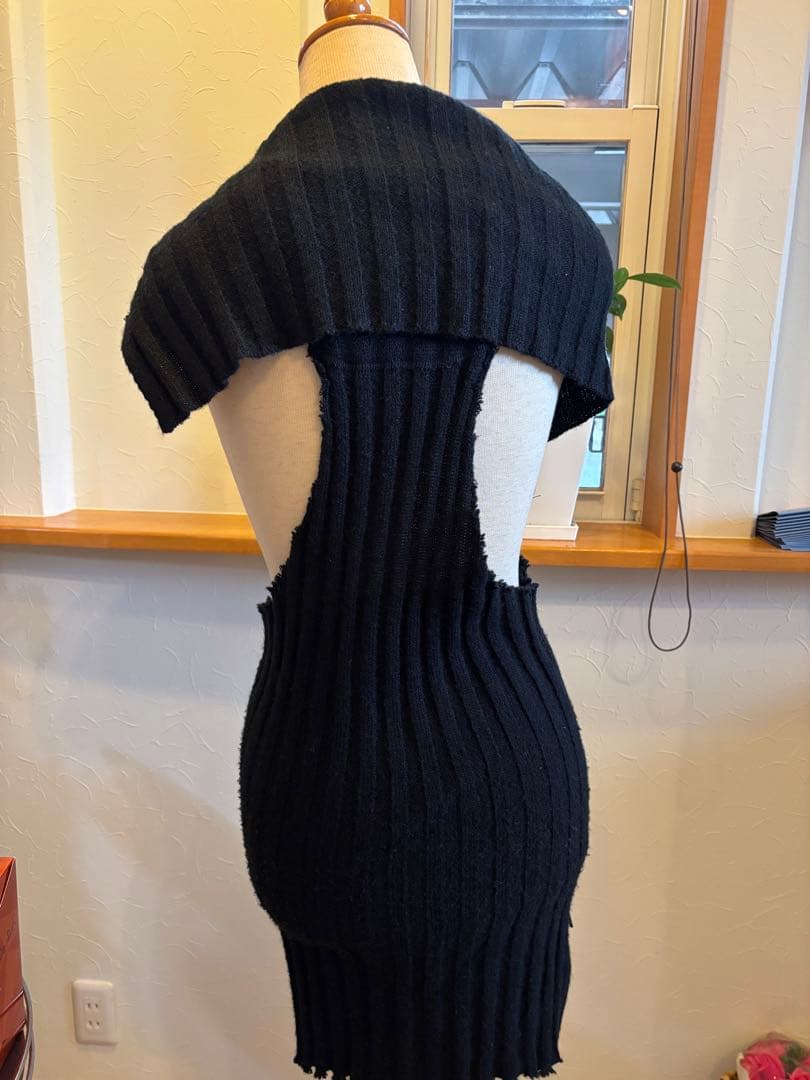 LGB 黒リブ編みニットベスト