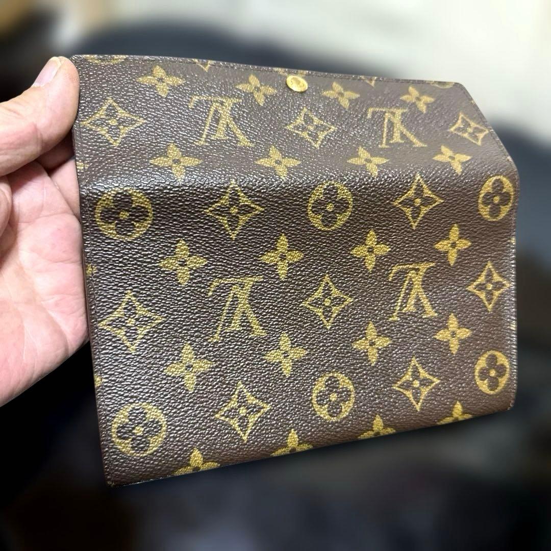 ⑥☆外観美品/優良品☆カード2枚タイプ♪サラ長財布