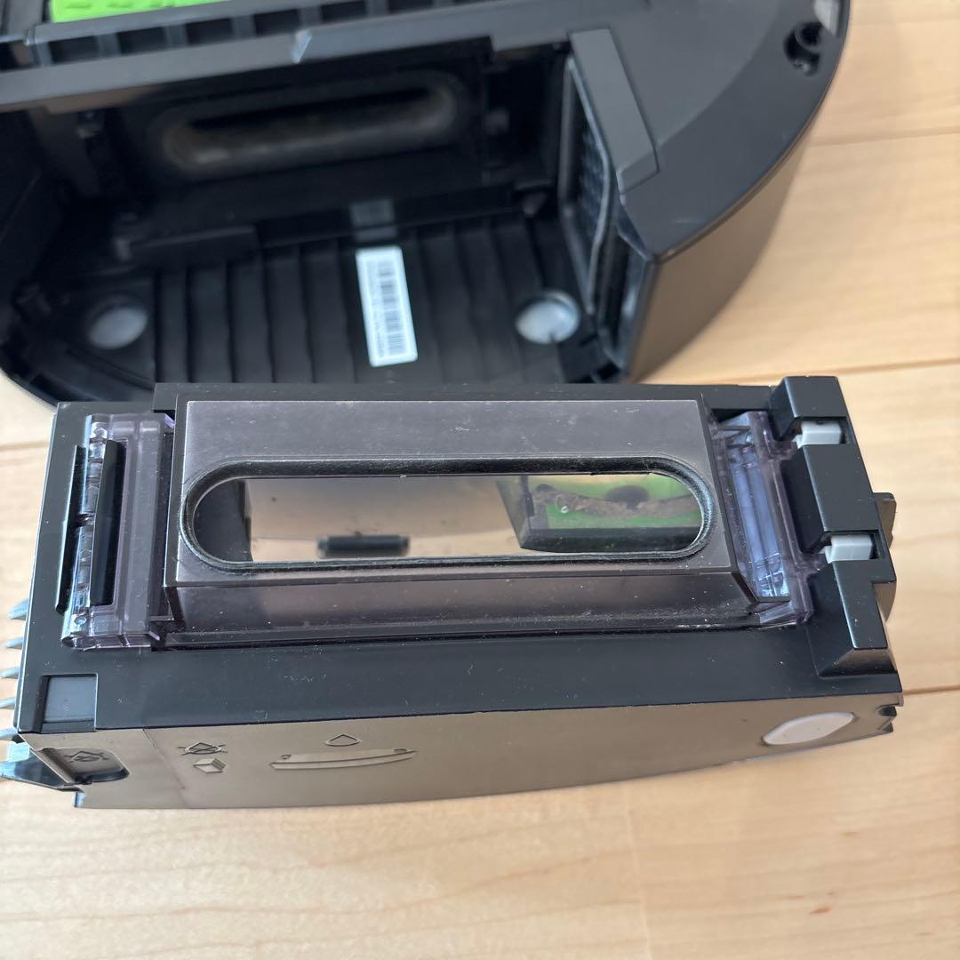 iRobot ルンバi7+（Roomba i7+）本体　クリーンベース　初期化済