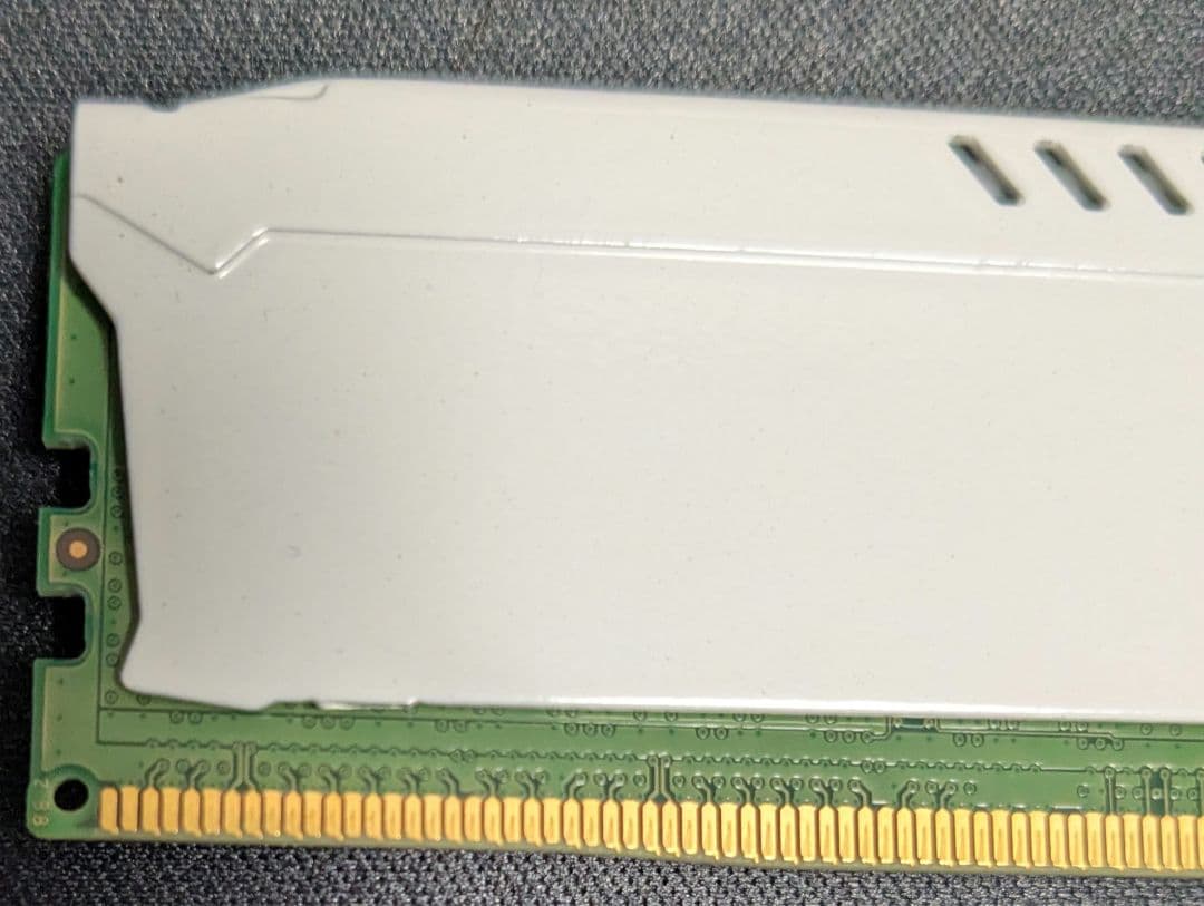 HyperX FURY DDR5メモリー ホワイト 16GB ジャンク