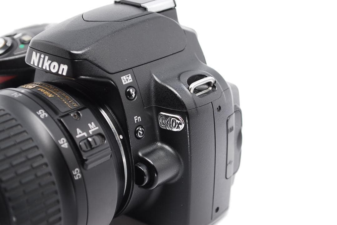 色鮮やか✨名機CCDセンサー✨Nikon D40✨一眼レフデビューに✨