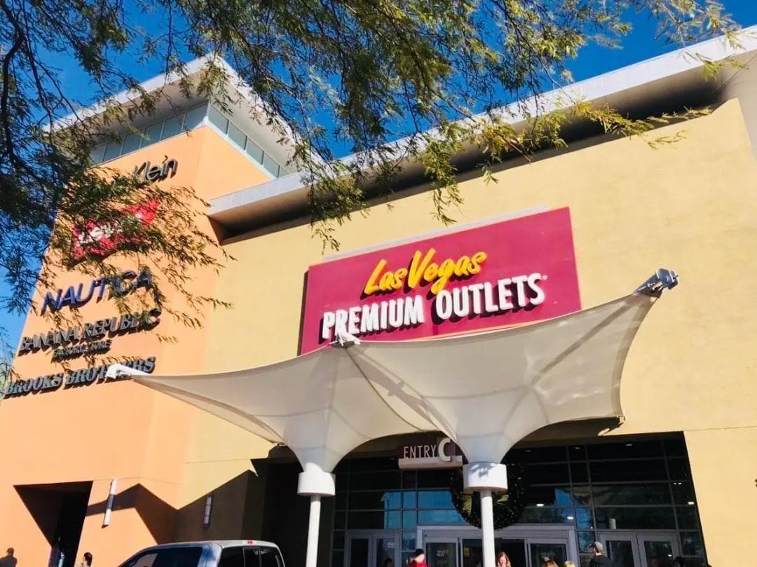 COACH コーチシグネチャー ファスナーリストウォレット長財布/パウダーピンク