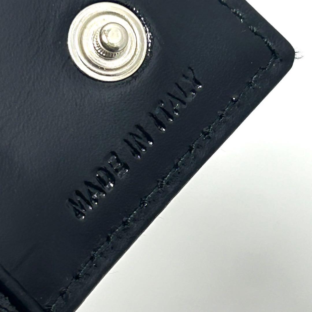 プラダ 6連キーケース サテン トライアングルロゴ レザー 黒 シルバー ロゴ