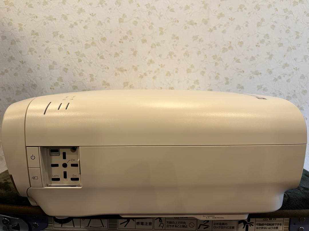 EPSON EH-TW8300 プロジェクター本体