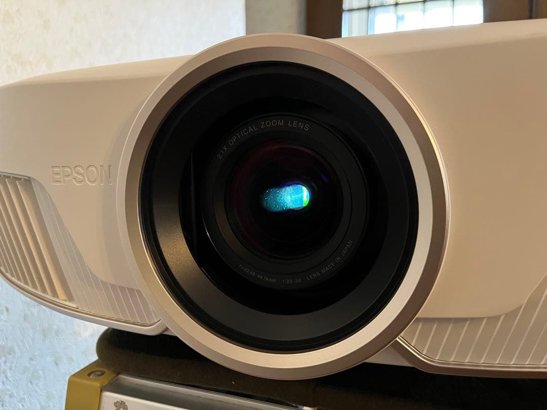 EPSON EH-TW8300 プロジェクター本体