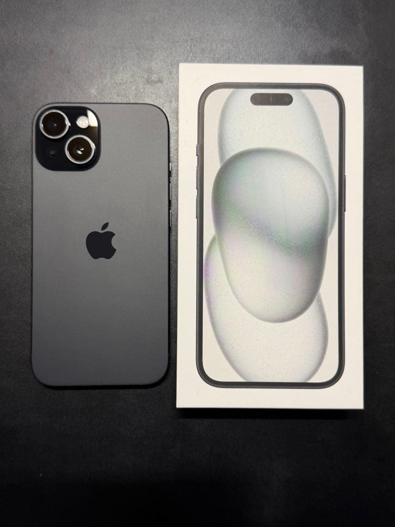 iPhone15 ブラック 本体 美品