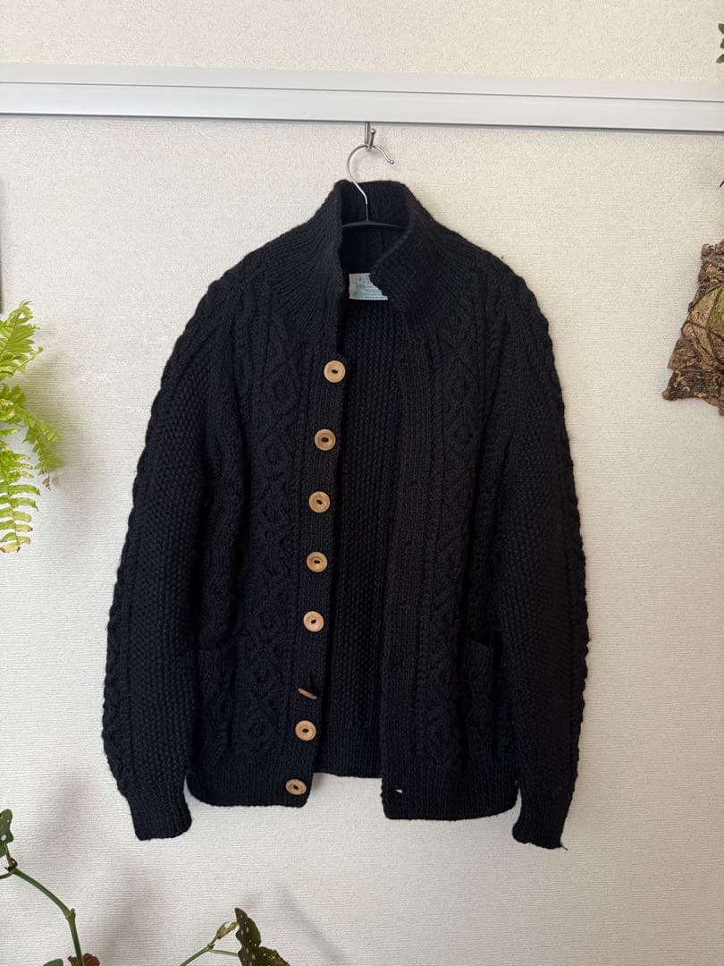 （本日限定価格）インバーアラン　ニットカーディガン　緑タグ（ボタン取れかけ）