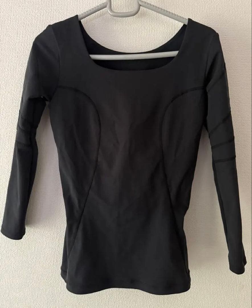 Lava ヨガウェア4点+水素水専用容器、ボトル、ストレッチボール