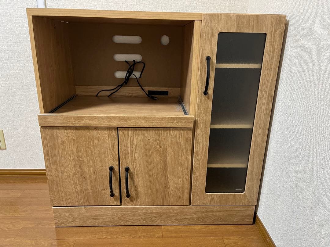 木目調キッチン収納キャビネット