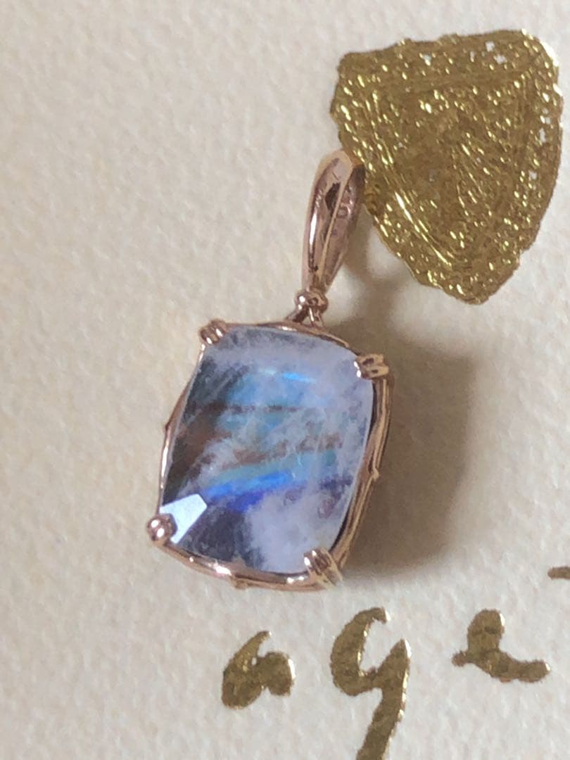 美品♡アガット K10 アンバー.ラブラドライト リバーシブルチャーム《証明書付