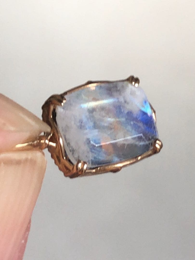 美品♡アガット K10 アンバー.ラブラドライト リバーシブルチャーム《証明書付