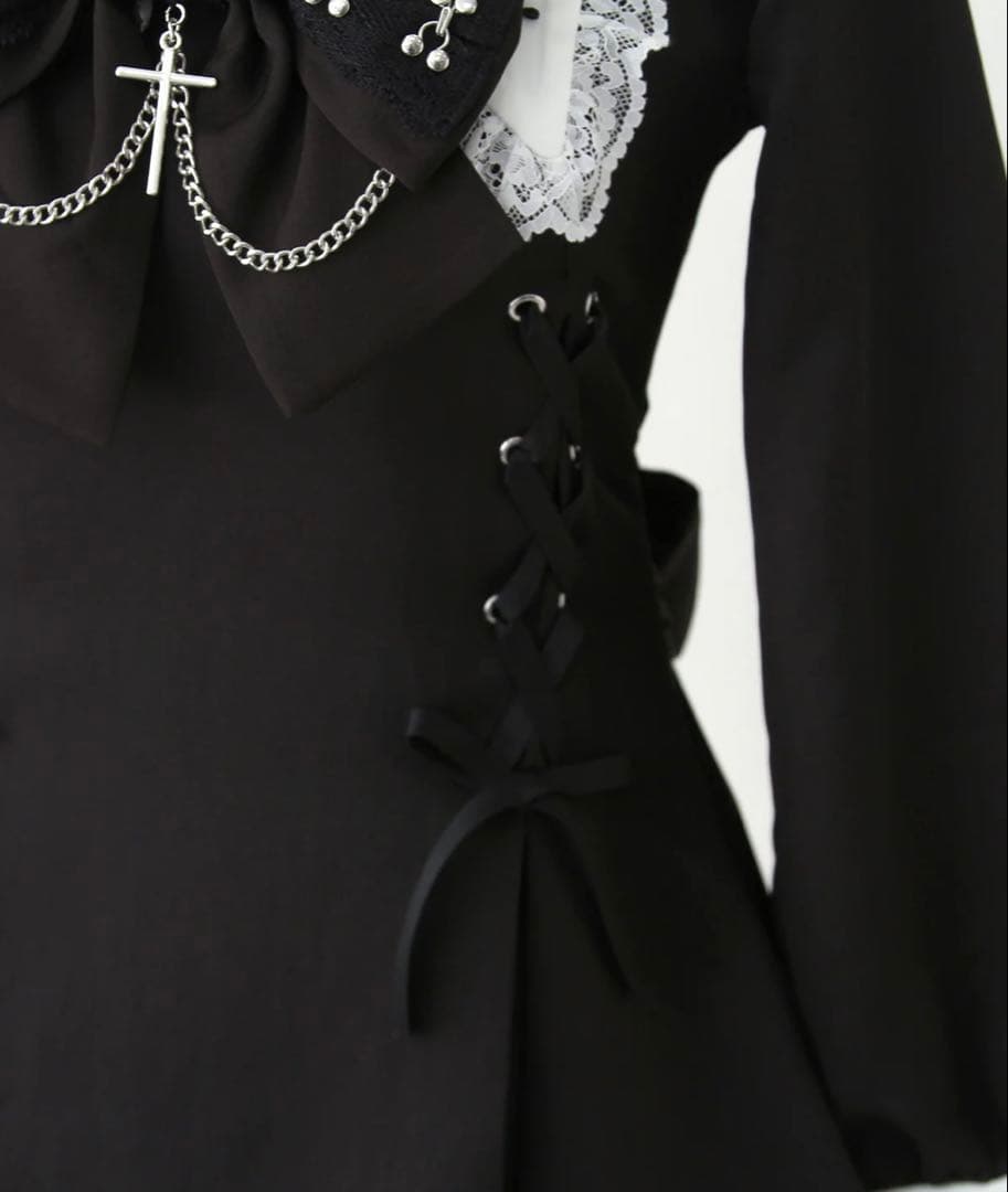 十字架クロススタッズチェーンレースアップフリルセーラーワンピース